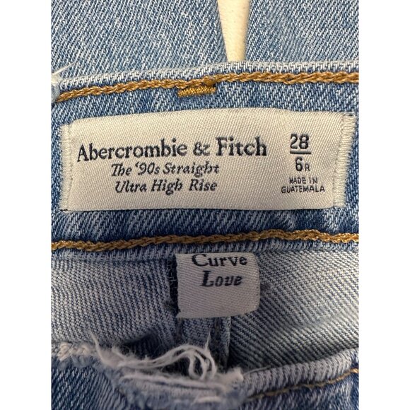 Abercrombie & Fitch The 90’s Straight Ultra High Rise Jean Size 28/6 Spilt Ankle - Picture 4 of 15